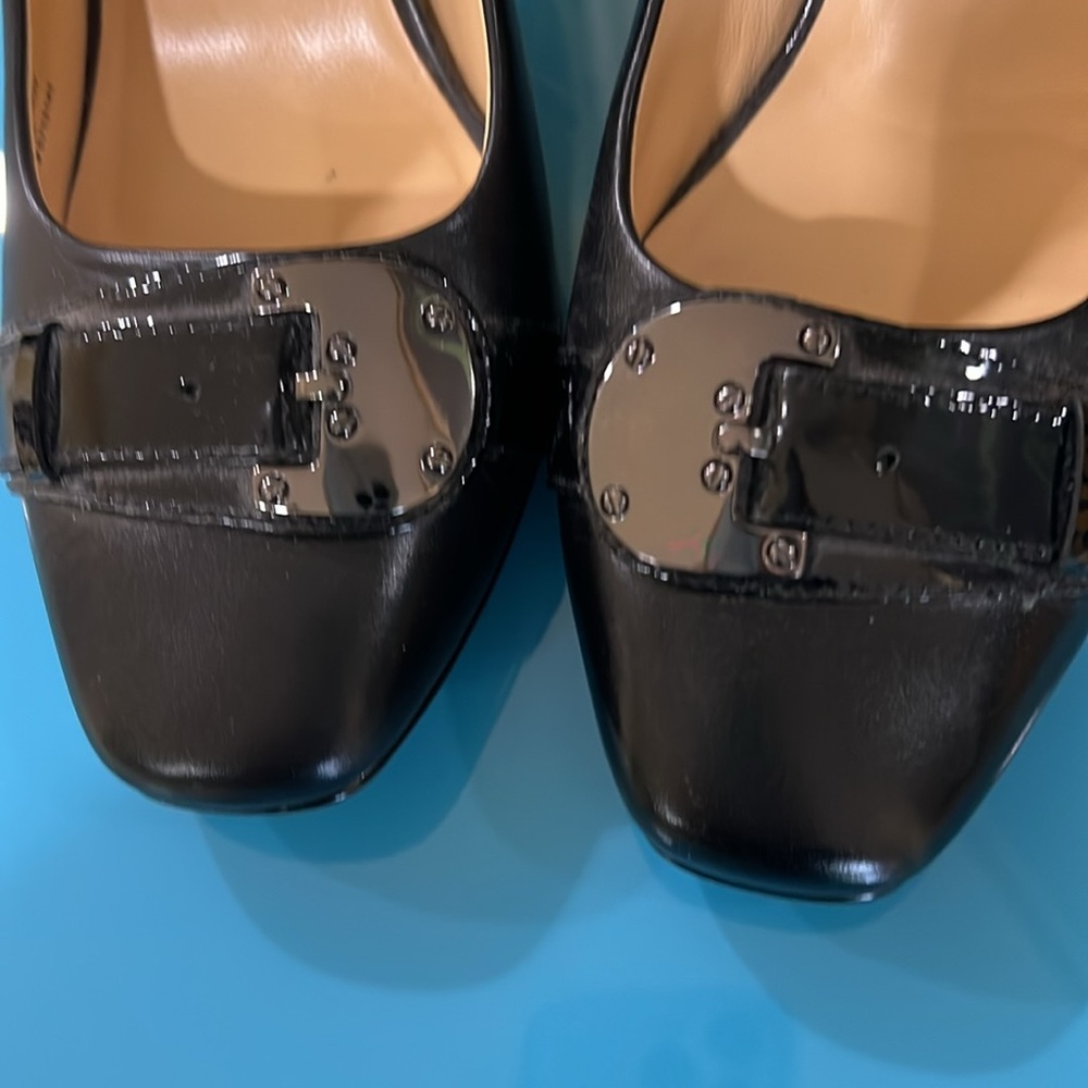 Cole Haan Black heel